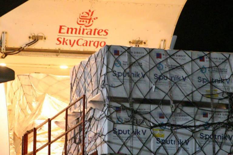 México recibe 200 mil vacunas Sputnik V contra el Covid; suman 4.8 millones de dosis