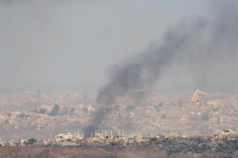 Parolin: Situación insostenible en Gaza, que destruye y mata de hambre a la población
