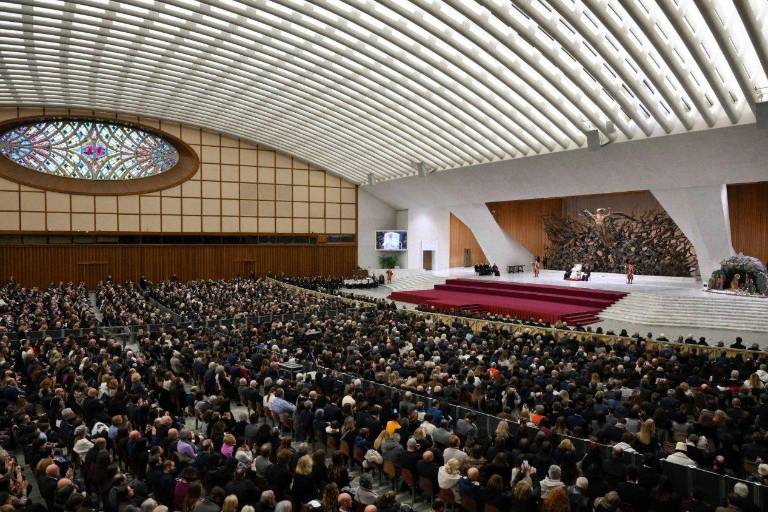 Desarmemos los reclamos, quien se cansa del diálogo no espera la paz: Papa León XIV