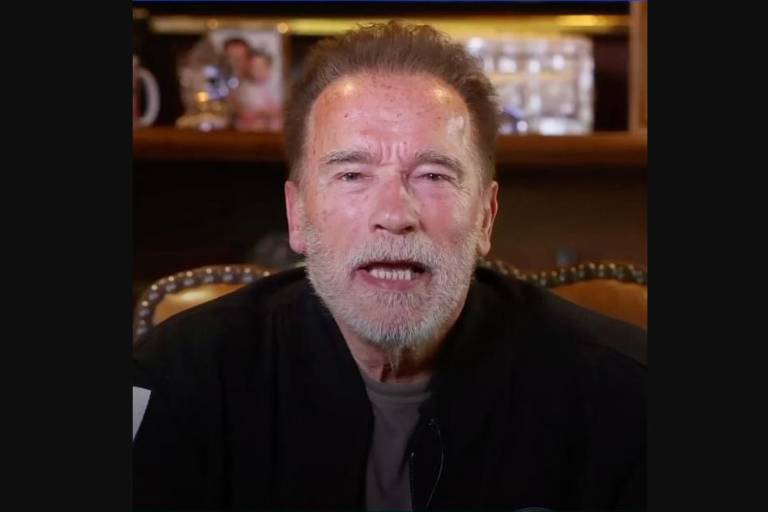 Pide Arnold Schwarzenegger detener la guerra en Ucrania a Putin
