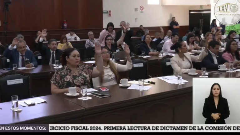 Durante la sesión de este martes, el Congreso de Sinaloa expresó su condolencia por el deceso de Leobardo Alcántara.