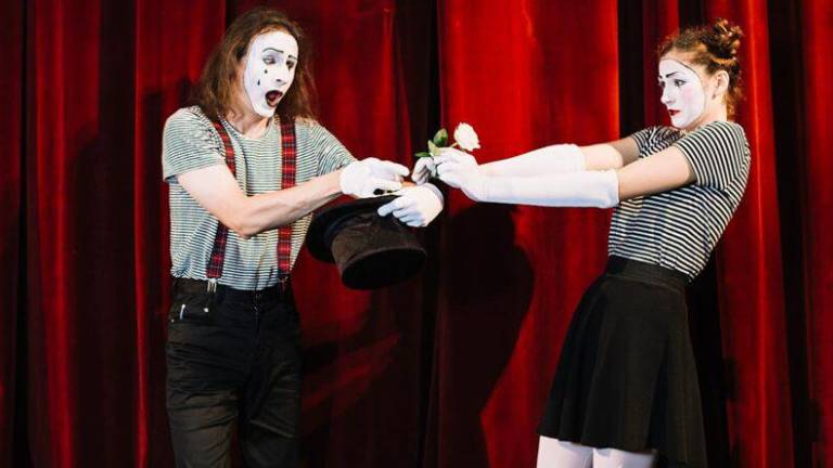 Hasta el lunes 21 tienen las agrupaciones escénicas para participar en la convocatoria.