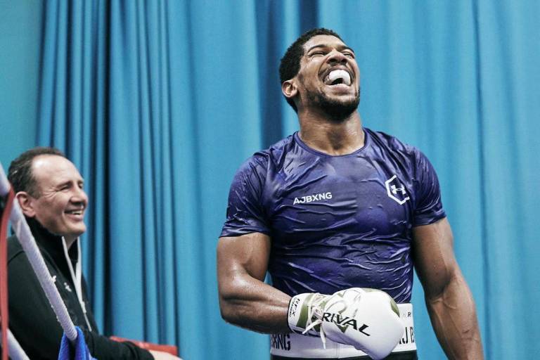 Anthony Joshua enfrentará a Tyson Fury en Arabia Saudita