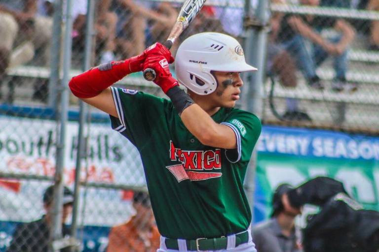 Roberto Saucedo Jr. es Primera Firma de Venados de Mazatlán