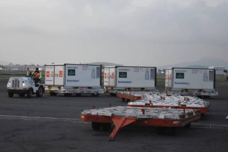 Con embarque de este sábado, México suma más de 6 millones de dosis contra el Covid-19 recibidas esta semana