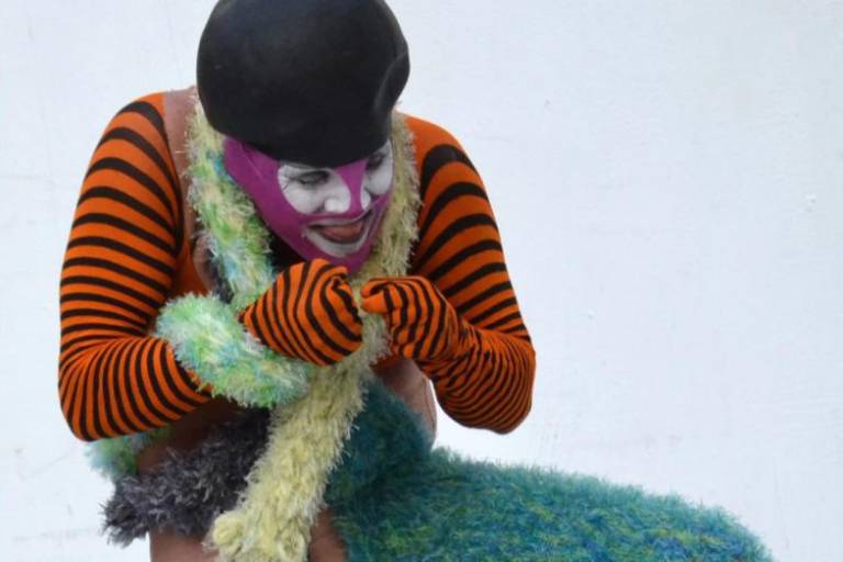 Llevarán música, teatro, charlas y cine a casa