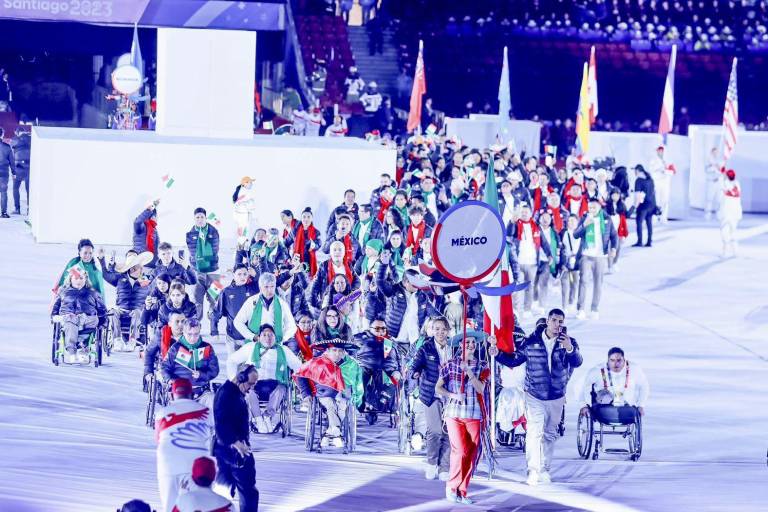 Delegación mexicana alegra el Estadio Nacional durante inauguración de los Parapanamericanos