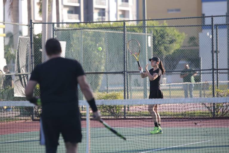 Aumentan las emociones del Torneo Nuestras Tradiciones, en Club Britania