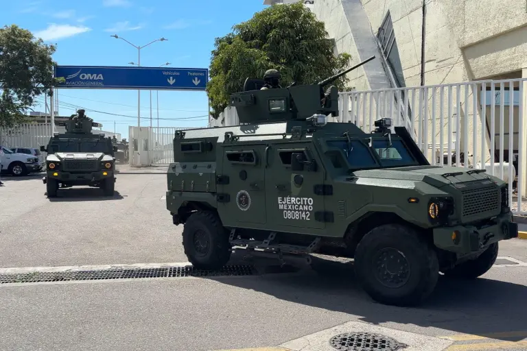 Personal militar llegó a Sinaloa desde distintas entidades para reforzar el operativo de búsqueda en Concordia, al sur de la entidad.