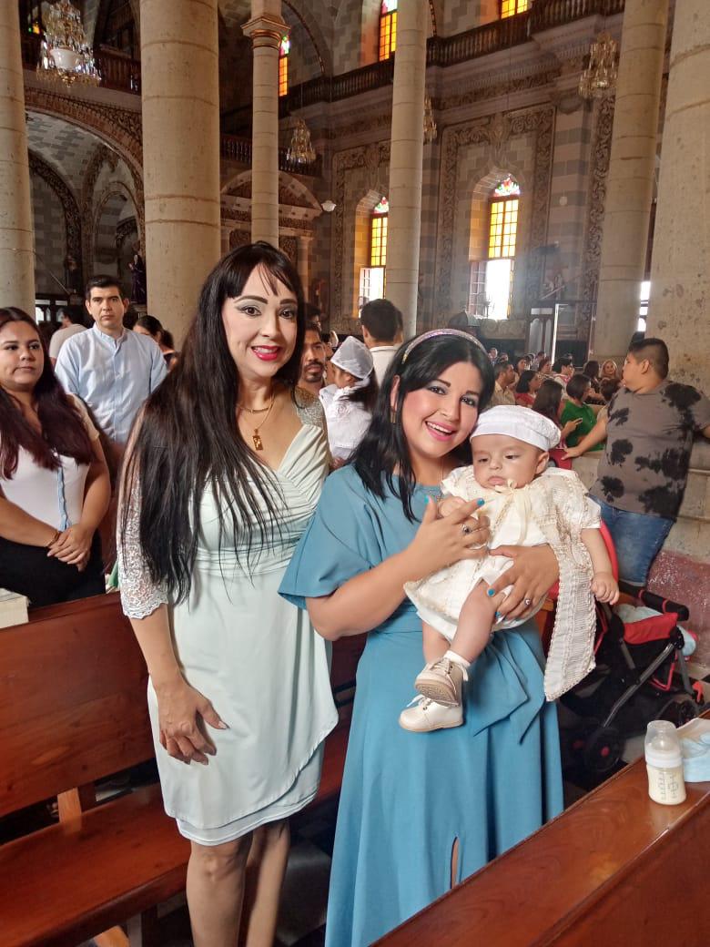 $!Rosa Alicia León, el pequeño André y su mamá María Julieta Rodríguez Lomelí.
