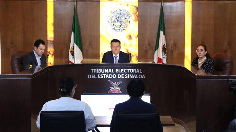 El Tribunal Electoral del Estado de Sinaloa resolvió que el Ayuntamiento de Mazatlán debe responder a solicitudes de información de una regidora.