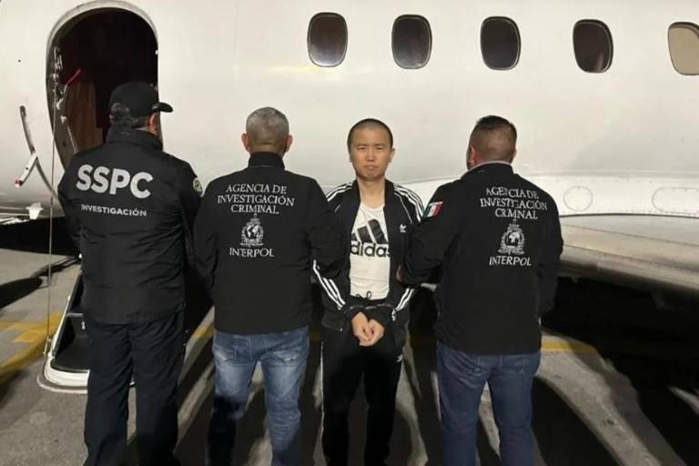 Trasladan a NY a traficante de fentanilo de origen chino