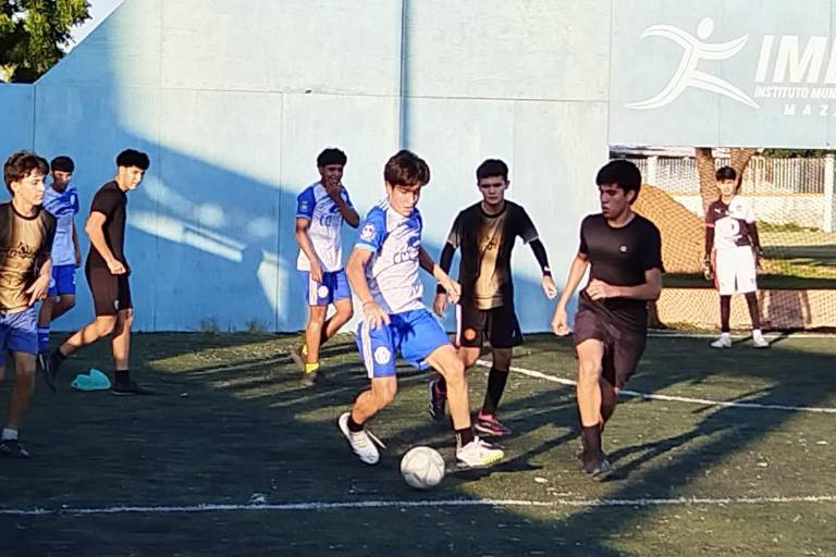 Cetmar saca la artillería en Liga Estudiantil de Futbol Rápido