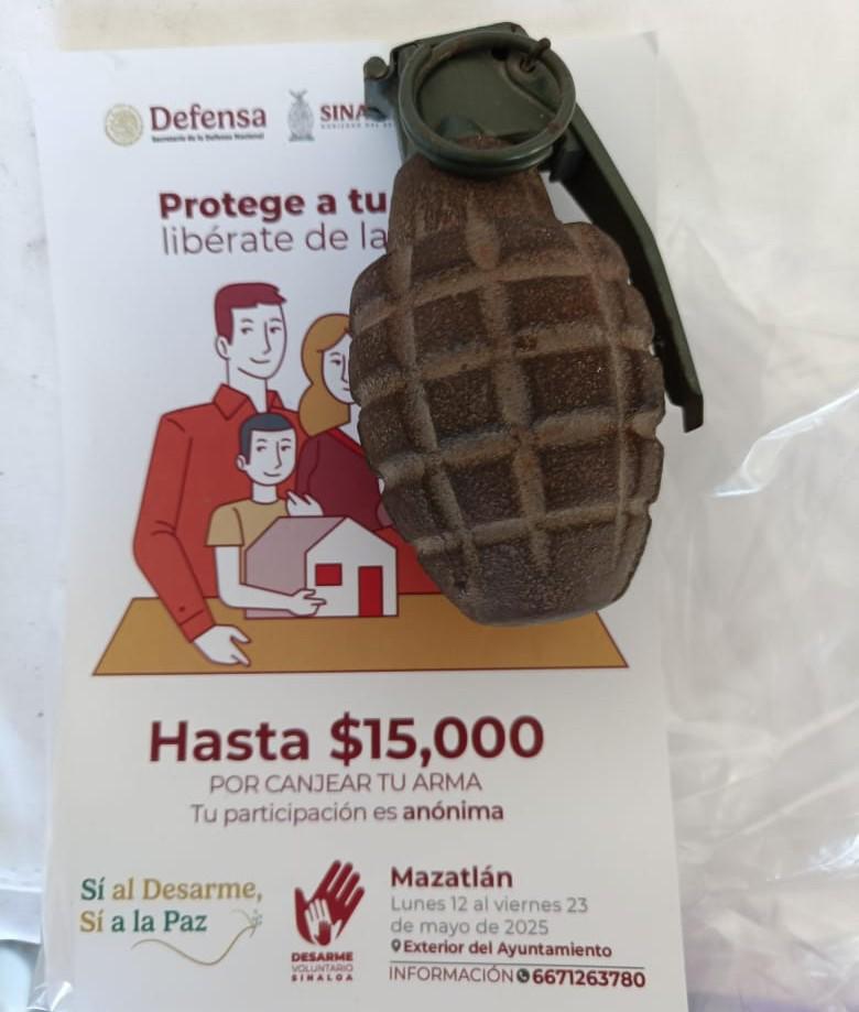 $!Termina Desarme Voluntario en Mazatlán, Rosario y Concordia; familias entregan 168 armas y explosivos