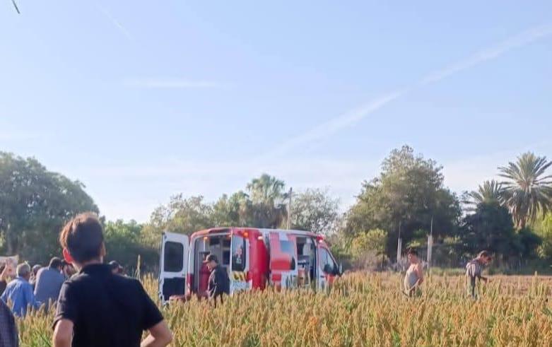 $!Piloto sobrevive a desplome de avioneta fumigadora en Mocorito