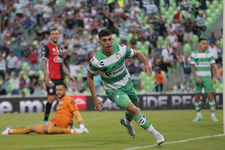 El bicampeón Atlas profundiza su crisis al caer ante Santos