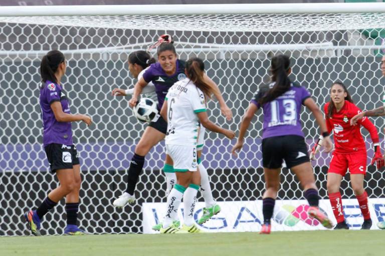Cañoneras son castigadas en casa por Santos Laguna y sufren segunda derrota