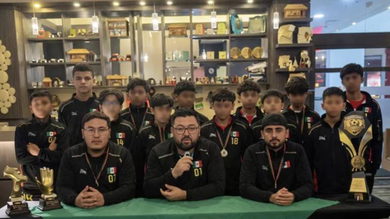 Un equipo de futbol infantil se quedó varado en Colombia tras el sismo del lunes.