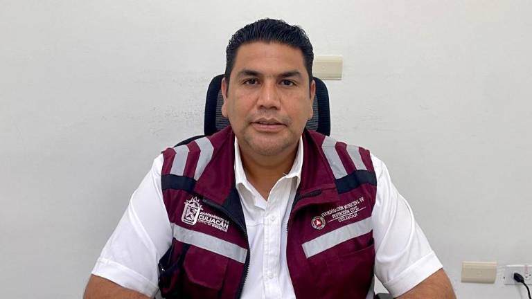 Jesús Bill Mendoza exhortó a extremar precauciones y mantenerse informados ante los posibles efectos de la tormenta tropical Raymond.