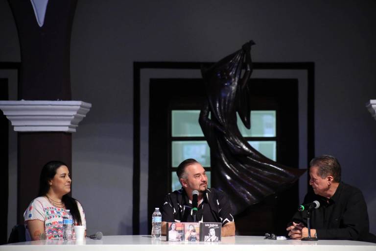 Evocan a Lola Beltrán, Amparo Ochoa y Chayito Valdez, en conversatorio