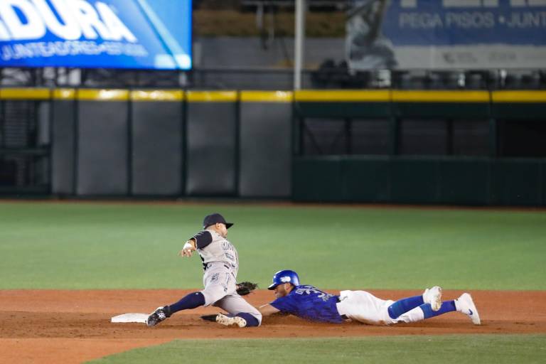 Charros barre a Sultanes y se mantiene en el liderato de la LMP
