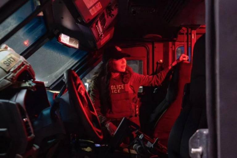 Cárteles ofrecen hasta 10 mil dólares por secuestrar y asesinar a agentes de ICE: Noem