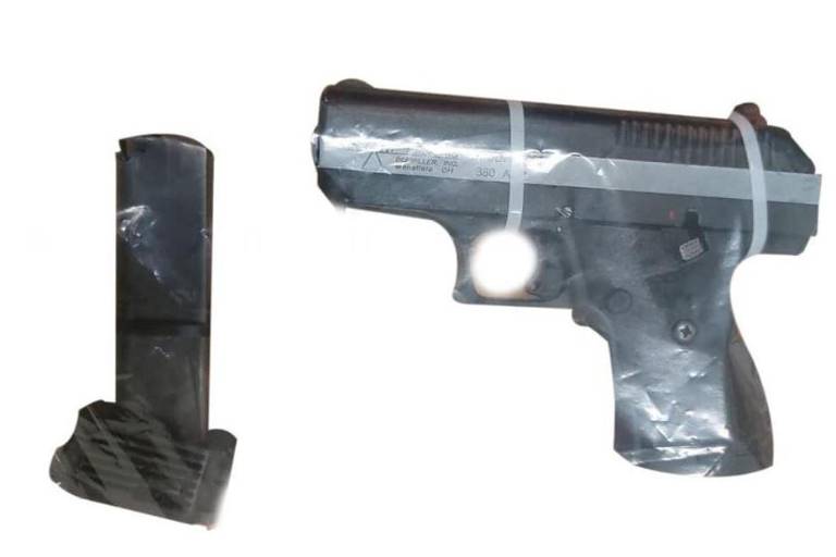 Tras detonaciones de arma de fuego, detienen en Mazatlán a hombre armado