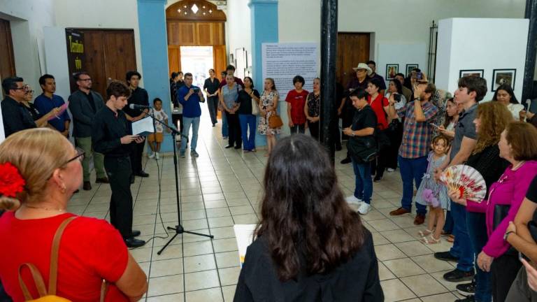 La exposición se inauguró en Casa Achoy.