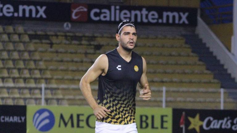 Luis Hernández en el 11 Ideal en la Liga de Expansión MX