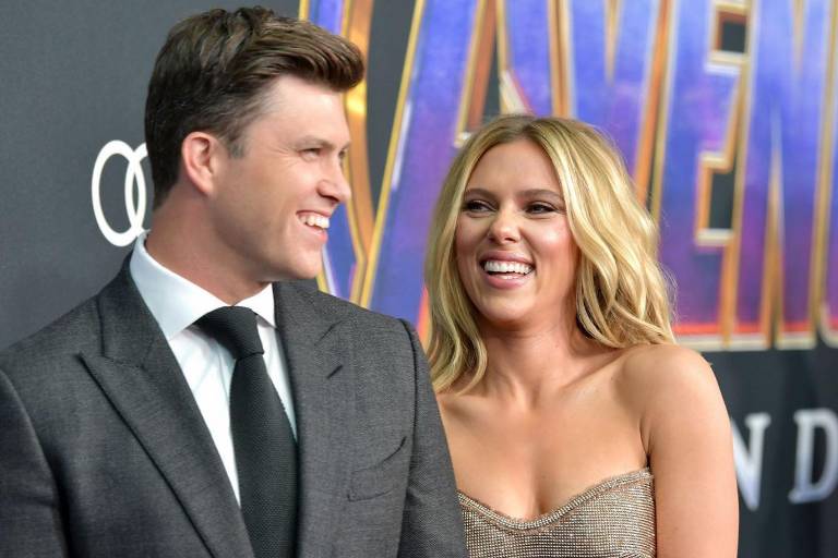 Colin Jost confirma que Scarlett Johansson está embarazada