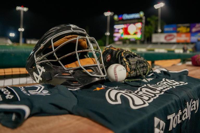 Tomateros de Culiacán recibe este martes a Águilas de Mexicali en busca de mantener sus aspiraciones