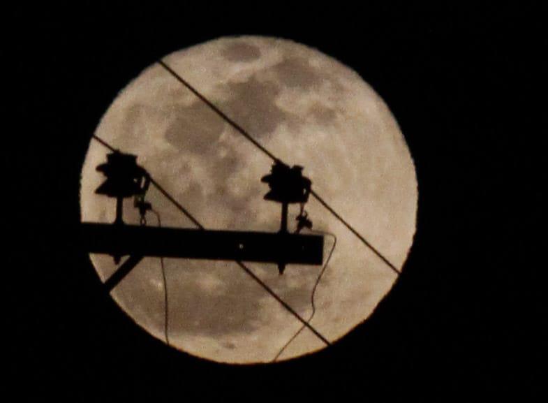$!¿Viste la Luna de Flores? Así lució desde Mazatlán