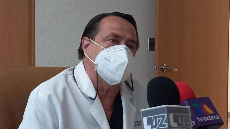 ‘Yo vacunaría a mis hijos’, dice director del Hospital General de Mazatlán, quien está a favor de aplicar la dosis contra el Covid a menores