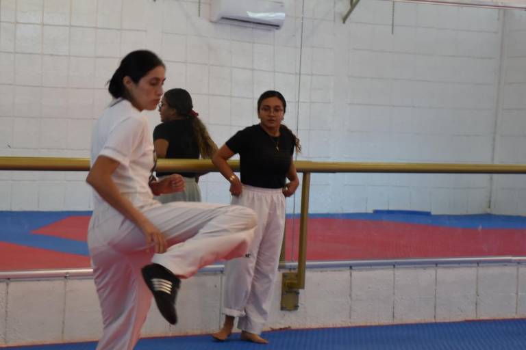 Itzel Manjarrez busca aportar a la sociedad como investigadora