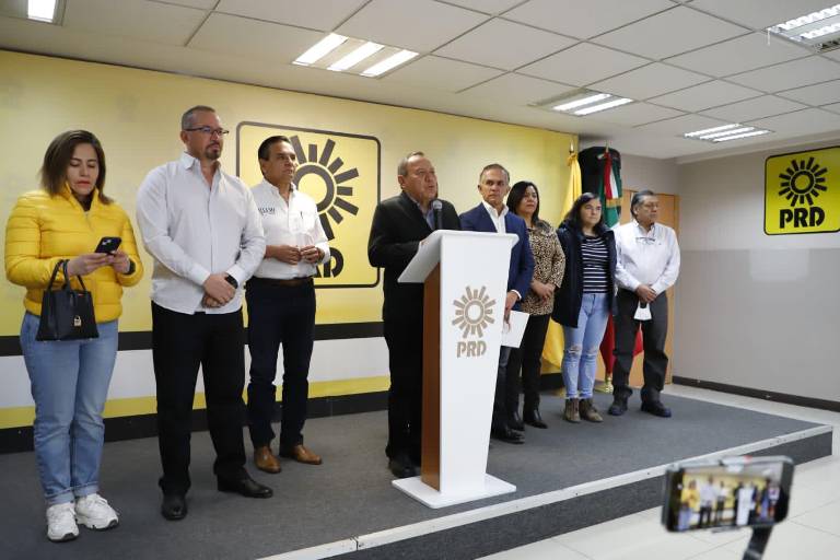 PRD confirma a Aureoles y Mancera como presidenciables