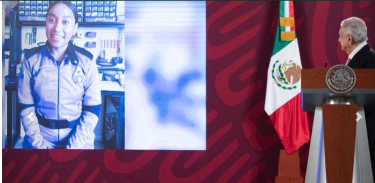 La joven astronauta mexicana Katya Echazarreta envió un video donde dice que su viaje al espacio se lo dedicó a México,