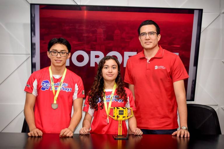 Alumnos del Instituto Jean Piaget de Culiacán ganan segundo lugar en olimpiadas robóticas en China