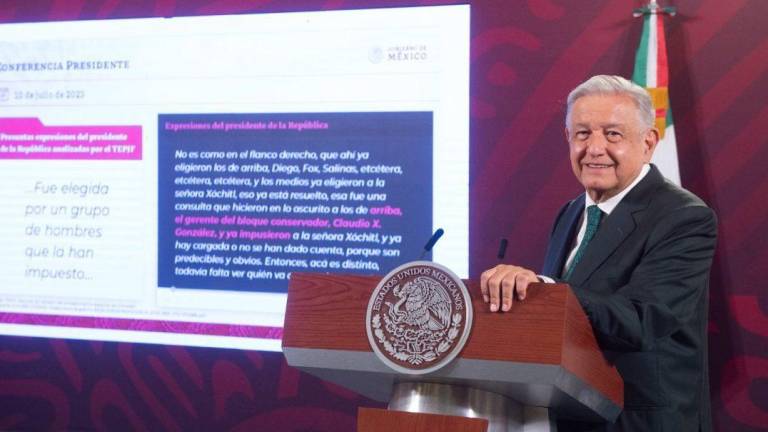 Andrés Manuel López Obrador presentó este lunes en su conferencia presidencial las frases que los magistrados del TEPJF le atribuyen que ha dicho contra Xóchitl Gálvez.