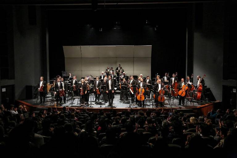 Un Concierto de Año Nuevo en Forma de Sonata