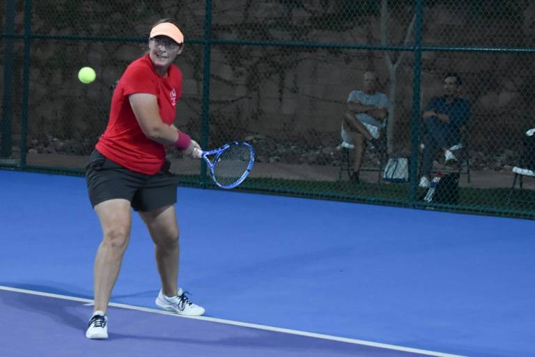 Equipos Rojo y Verde suman triunfos en Torneo Pseudas, en Club Cardones