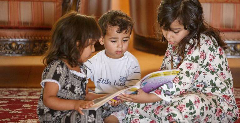Número de niños con dificultad para leer aumentó en 100 millones, debido al cierre mundial de escuelas
