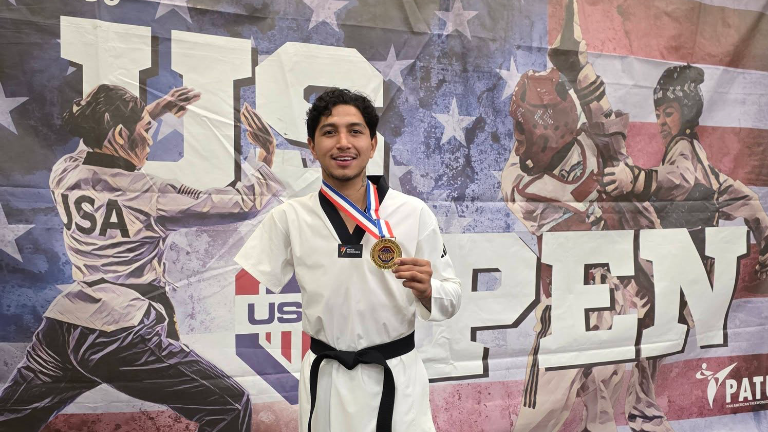 Juan Diego García López volvió con triunfo al tatami y reafirmó el poder del taekwondo sinaloense.