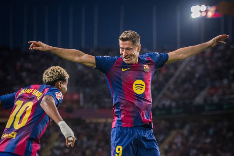 Barcelona remonta en el regreso de Lamine Yamal y es el nuevo líder de LaLiga