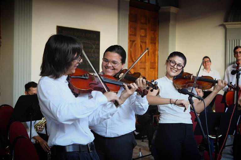 Conquista la Orquesta Juvenil del CMA a convencionistas