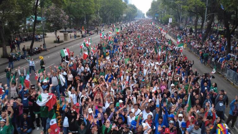 CDMX rompe el récord Guinness con la ola más grande del mundo.