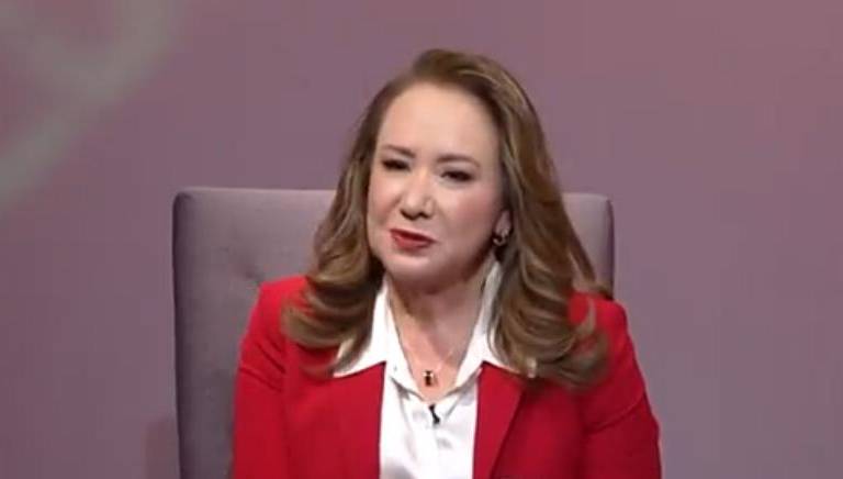 Yasmín Esquivel dice que no pedirá licencia como Ministra
