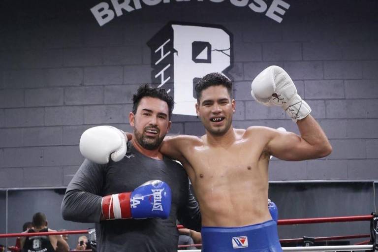 ‘Zurdo’ Ramírez y Adrián González se entrenan juntos en el ring (FOTOS)