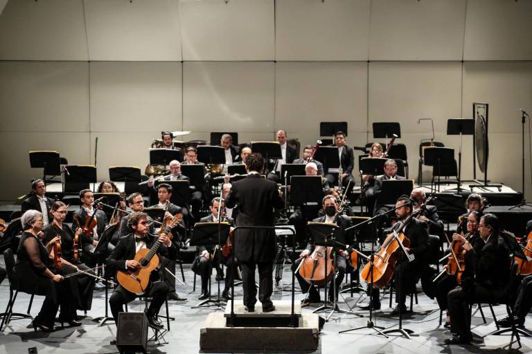 Aplauden a Omán Kaminsky y a la OSSLA y su Concierto de Aranjuez