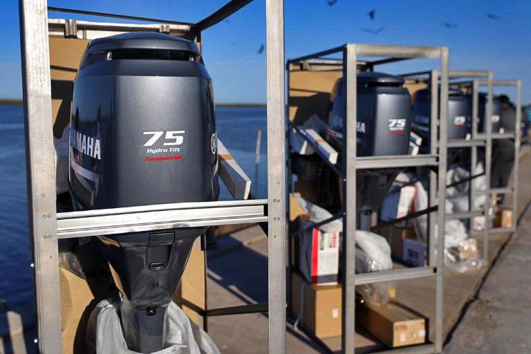 Gobierno del Estado entrega 500 motores marinos a cooperativas ribereñas y de aguas continentales