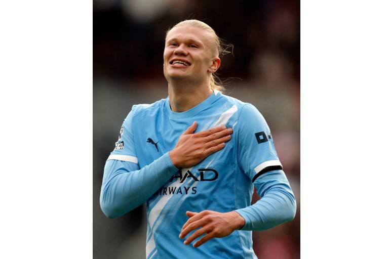 Manchester City vence al Brentford pero pierde a Rodri por lesión muscular